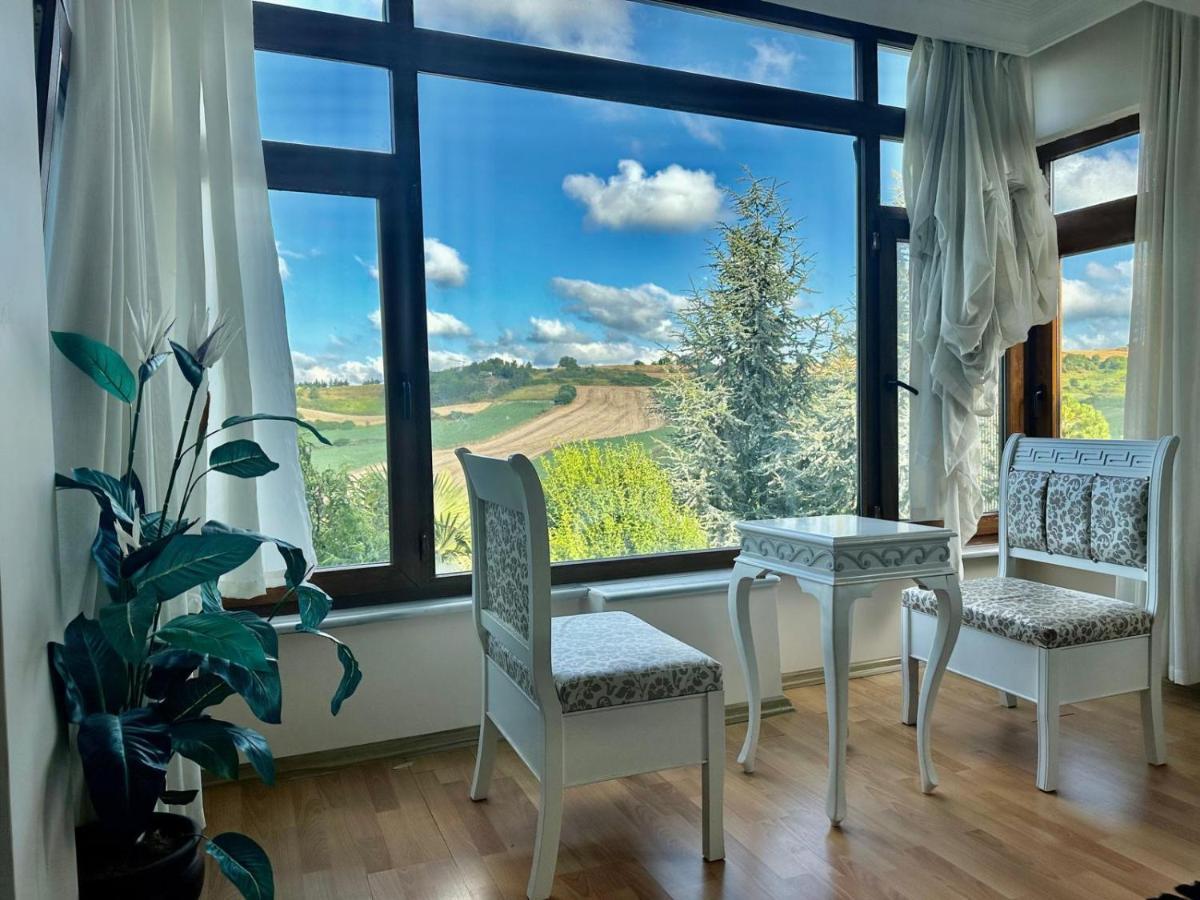 Otantik Havalimanina Yakin Villa Arnavutkoy Exterior foto